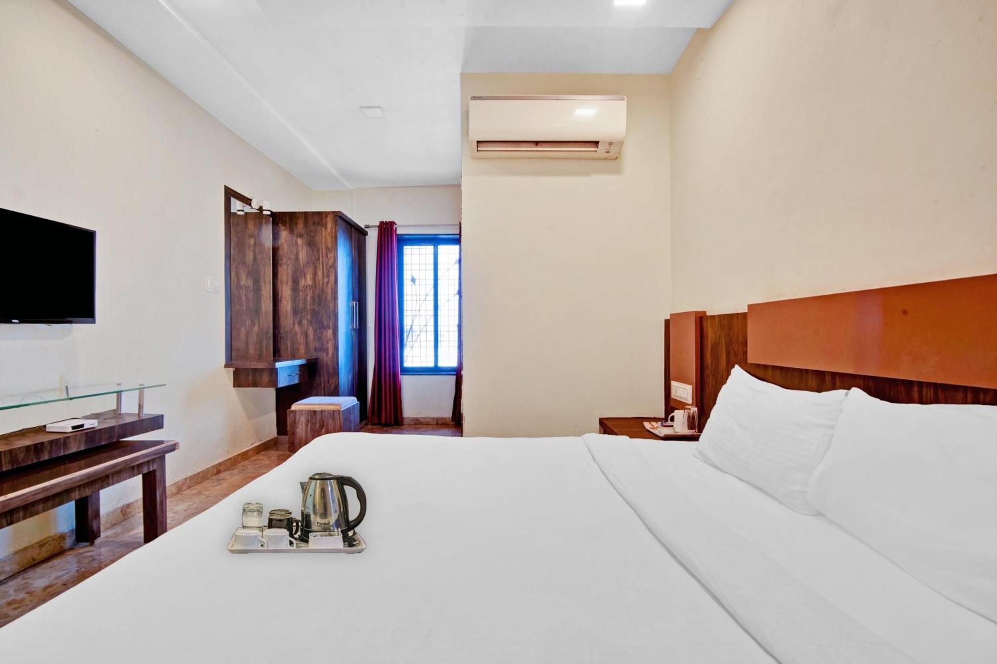 Townhouse 700 Hotel Krishna. Nagpur Exterior photo